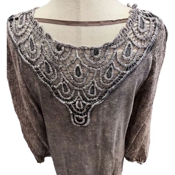 SOFT SURROUNDINGS Size PLARGE Nylon Lace Burn Out Asymmetrical Bottom Tunic - Picture 4 of 8